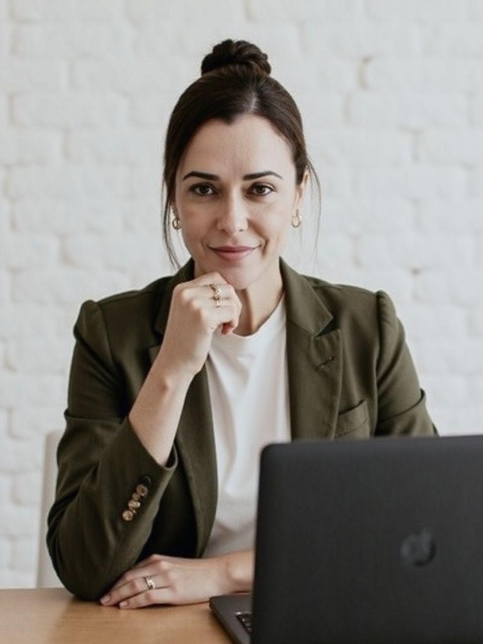 Dra. Gabriela Guadanini — atendimento jurídico digital